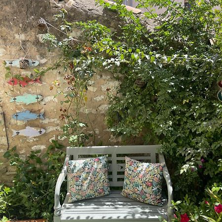Petit Patio - 2 Chambres - Centre Ville - Climatisation カシ エクステリア 写真